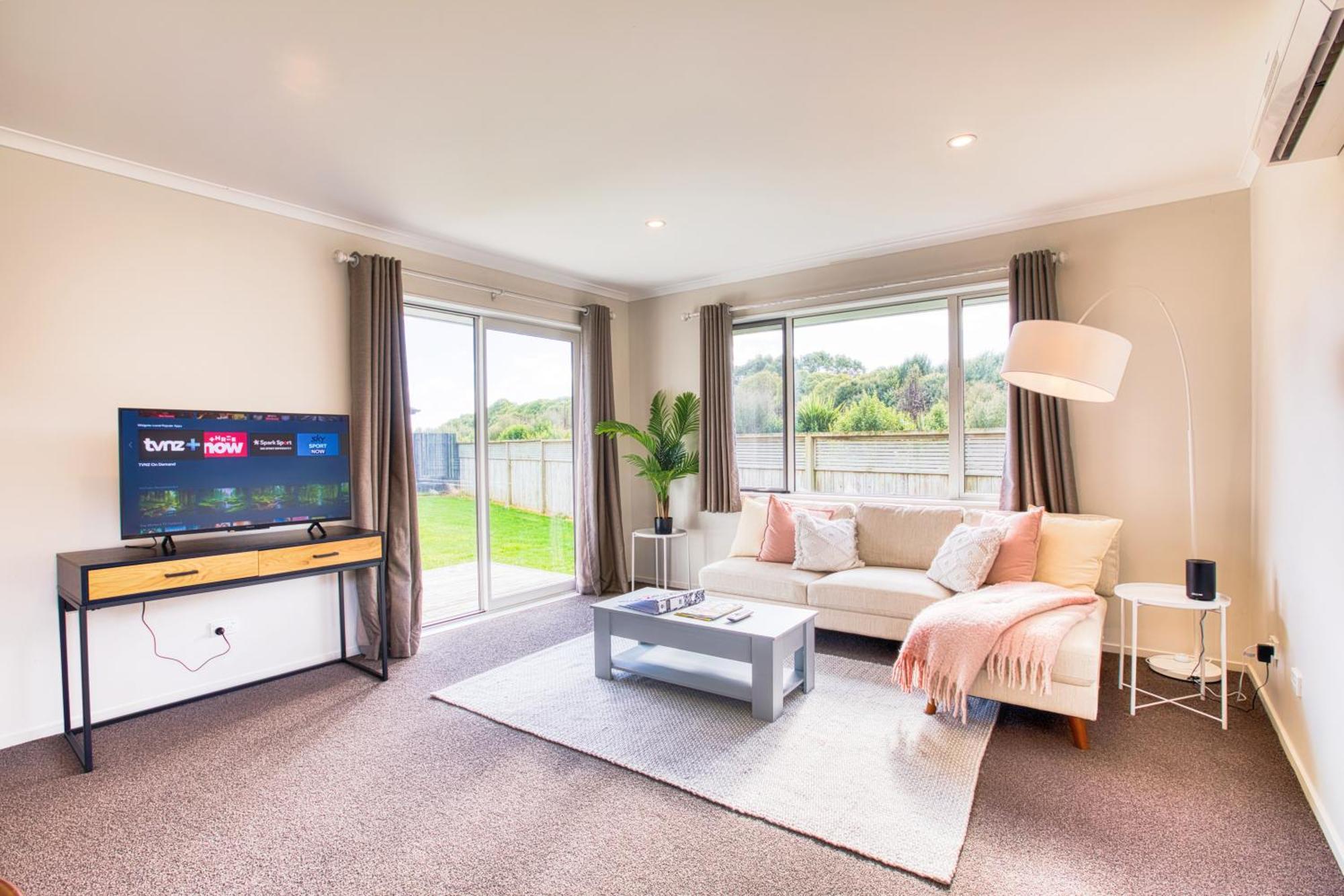 Cambridge Modern 4 Bedrooms House Exterior photo
